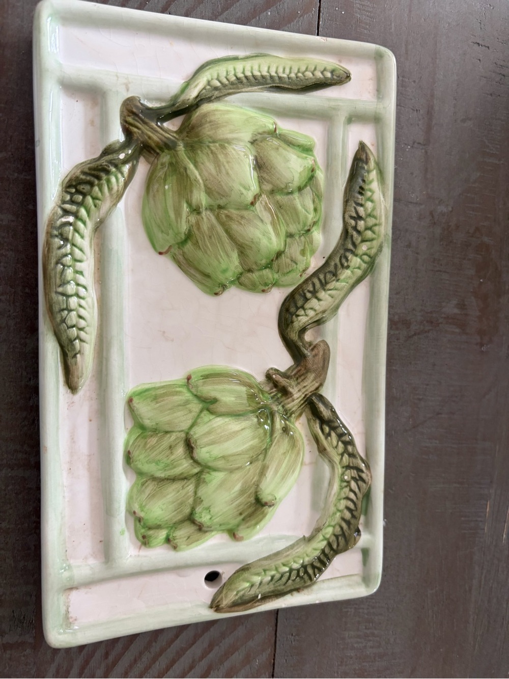 Vintage-Style Ceramic Artichoke Plaque in Green